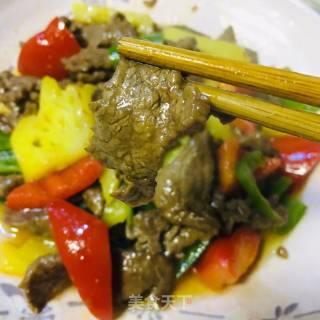 Stir-fried Beef with Pineapple recipe