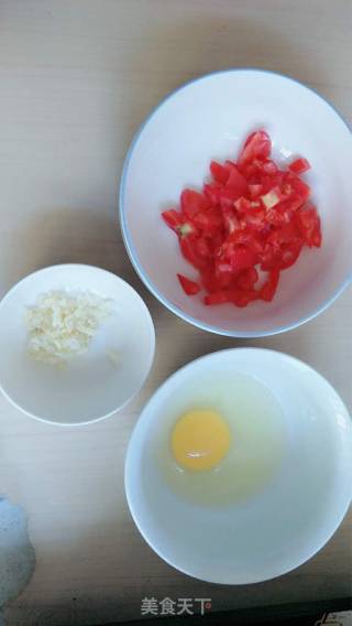 Garlic Tomato Egg Noodles recipe