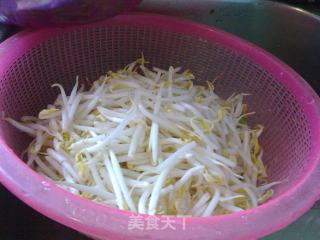 Bean Sprouts and Leek Book Cake recipe