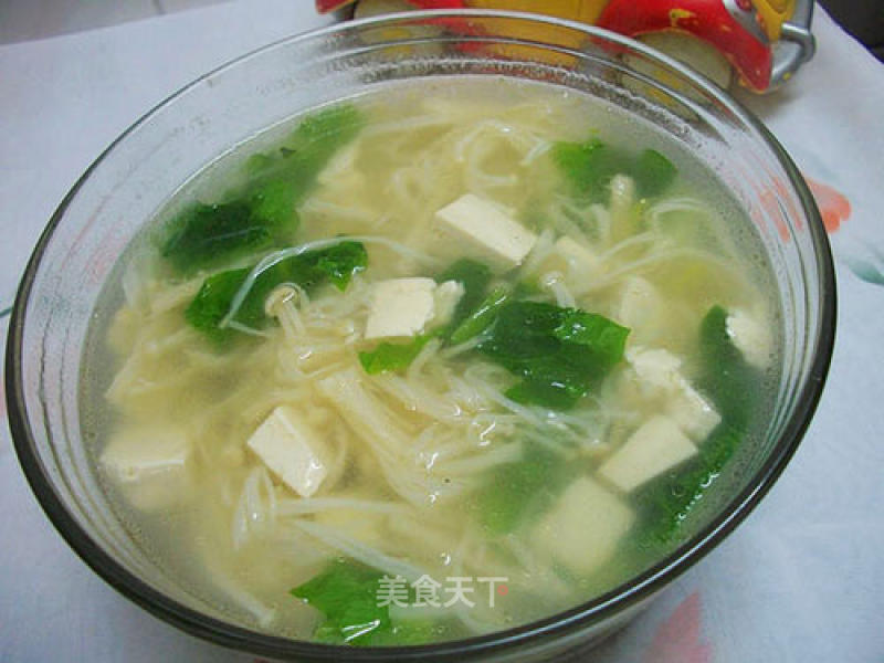 Enoki Mushroom Tofu Soup recipe