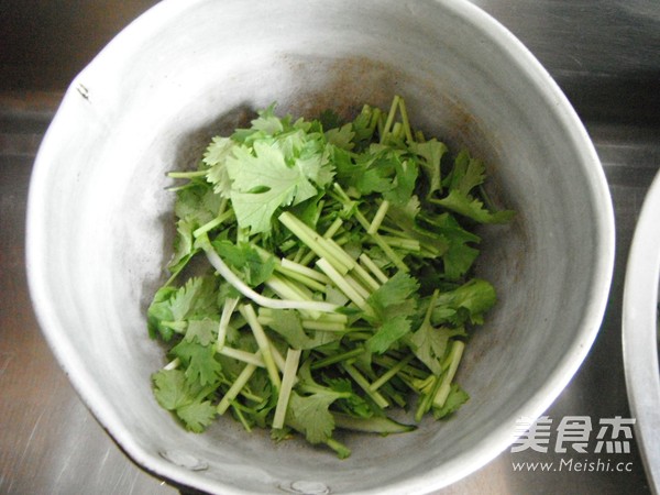 Cucumber Peel with Sesame Sauce recipe