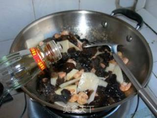 Fried Shrimp Balls with Yam Fungus recipe