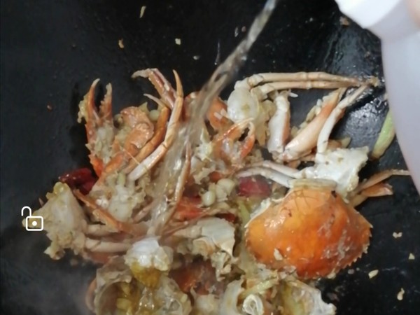 Stir-fried Spicy Crab recipe