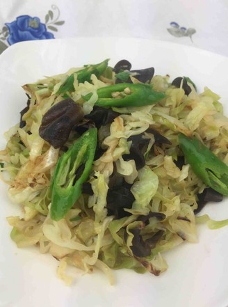 Vegetarian Stir-fried Cabbage Black Fungus recipe