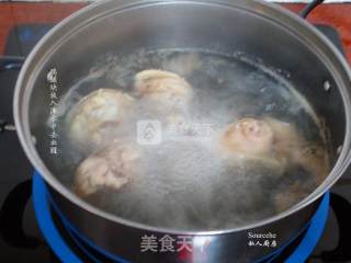 Lotus Root and Mushroom Chicken Soup recipe