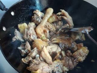Chicken Stew with Broad Powder Mushrooms recipe
