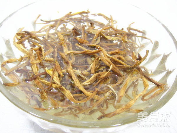 Hot and Vinegar Soaked Yellow Flower recipe