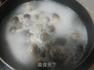 Straw Mushrooms with Scallion Oil recipe