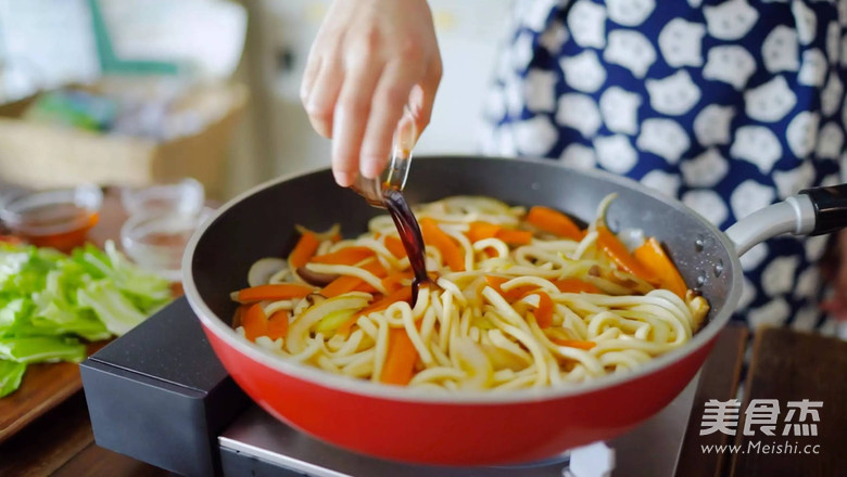 Pork Fried Udon with Shochu recipe