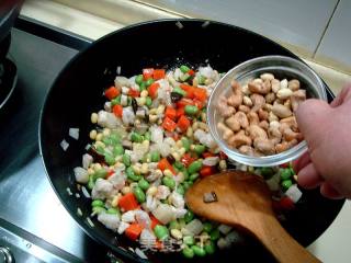 Peas Stir-fried Assorted recipe