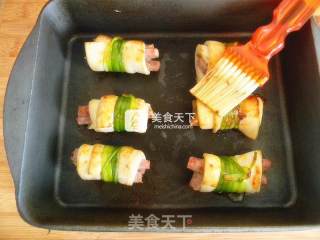 #aca烤明星大赛# Pleurotus Eryngii and Red Sausage Rolls recipe