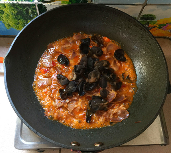 Stir-fried Cured Lean Pork with Mixed Vegetables recipe