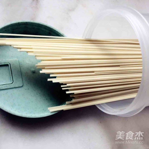 A New Way to Eat Creative Noodles recipe