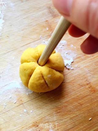 #aca Fourth Session Baking Contest# Making Pornographic Pumpkin and Red Bean Buns recipe