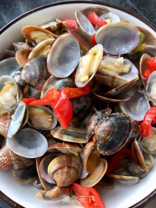 Stir-fried Clams with Hemp Pepper recipe