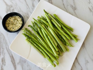 Hemp Boiled Asparagus recipe