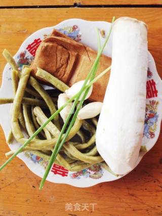 Fried Dried Bean Curd with Capers recipe