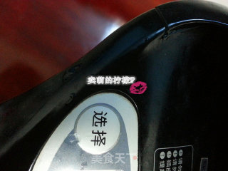 Winter Recipe: [1] How to Use A Soymilk Machine to Make Stewed Pork Skin Jelly recipe
