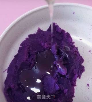 Yam and Purple Sweet Potato Roll recipe