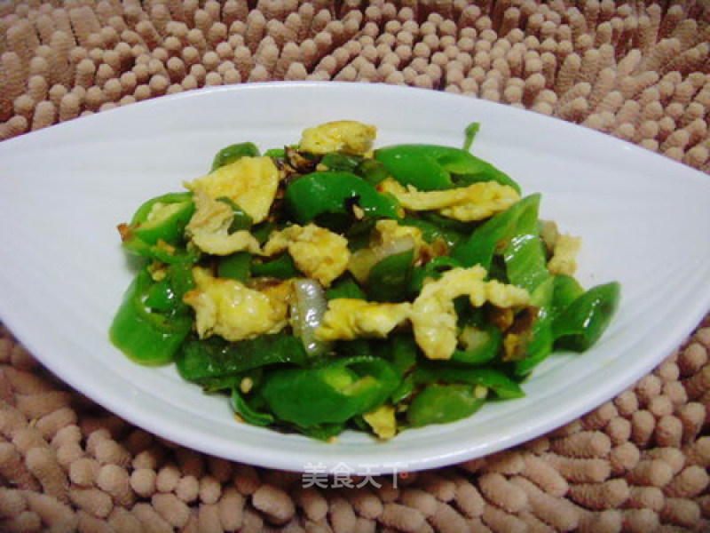 Scrambled Eggs with Hot Peppers. recipe