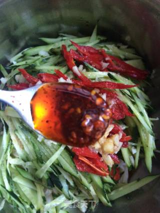 Enoki Mushroom Mixed with Cucumber recipe