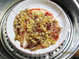 Sliced Shrimp with Garlic recipe