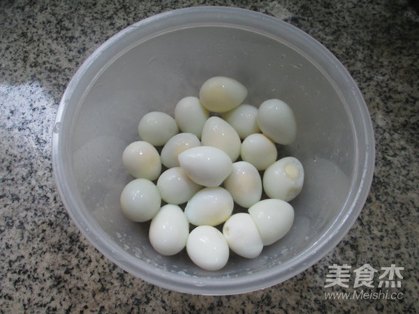 Pork Ears and Quail Eggs recipe