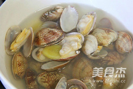 Winter Melon and Clam Soup recipe