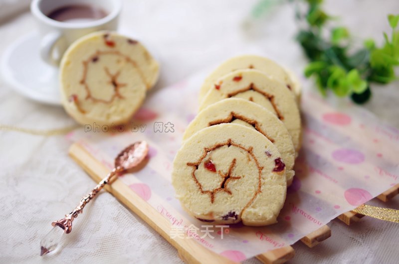 # Fourth Baking Contest and is Love to Eat Festival# Cranberry Swiss Roll recipe