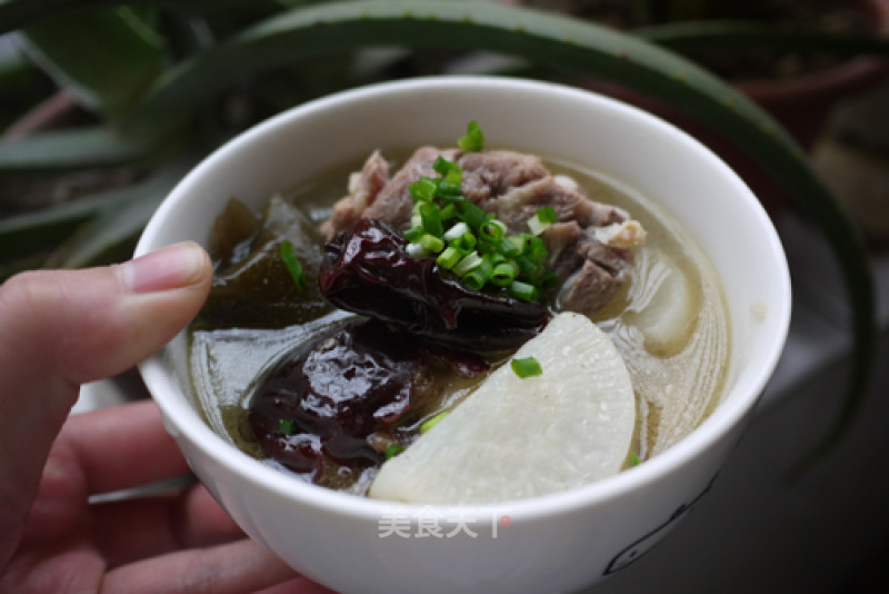 Seaweed Pork Ribs Soup recipe