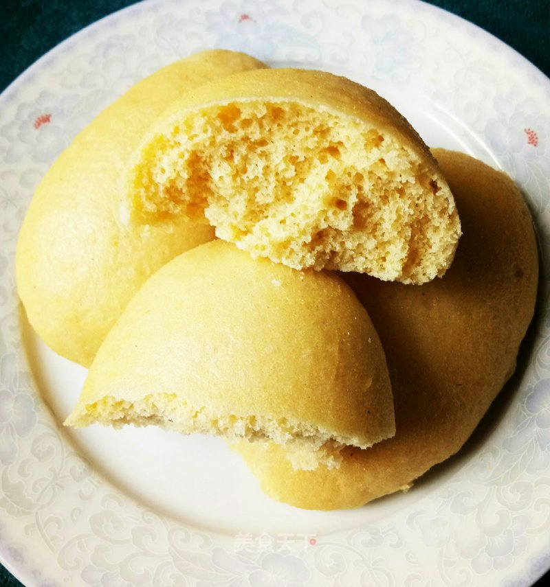 Cornmeal Buns recipe