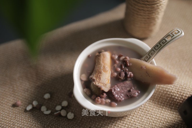 [mother Komori's Recipe] 28-day Autumn Conditioning Medicinal Diet-five Fingers Maotao Qushi Soup recipe