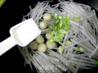 Chicken Ball Soup with Shredded Radish and Vermicelli recipe