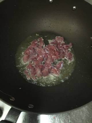 Stir-fried Pork with Lettuce recipe