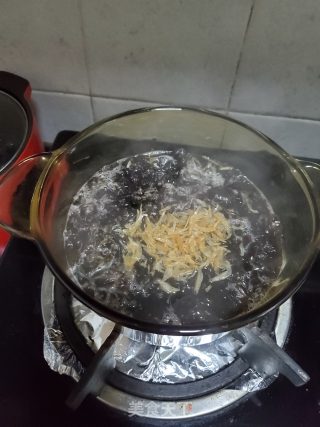 Shrimp Seaweed Egg Soup recipe