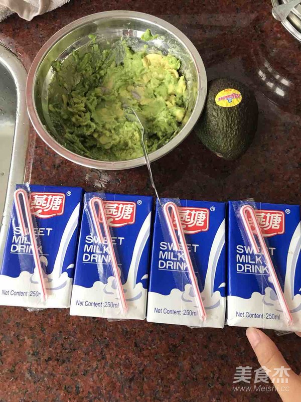 Home Edition Avocado Shake recipe