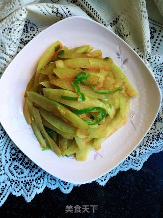 Stir-fried Watermelon Rind with Green Pepper recipe