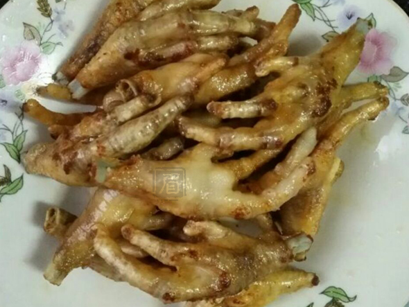 Marinated Chicken Feet & Quail Eggs recipe