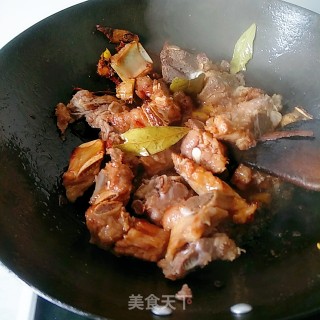 Braised Fish Tofu with Pork Ribs recipe