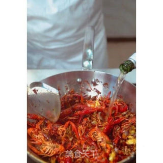 The Recipe for The Late Night Spicy Crayfish is Here! recipe