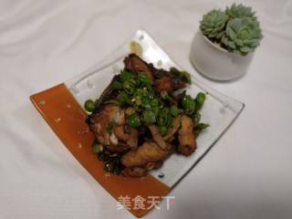 Stir-fried Grass Carp with Green Peppers recipe