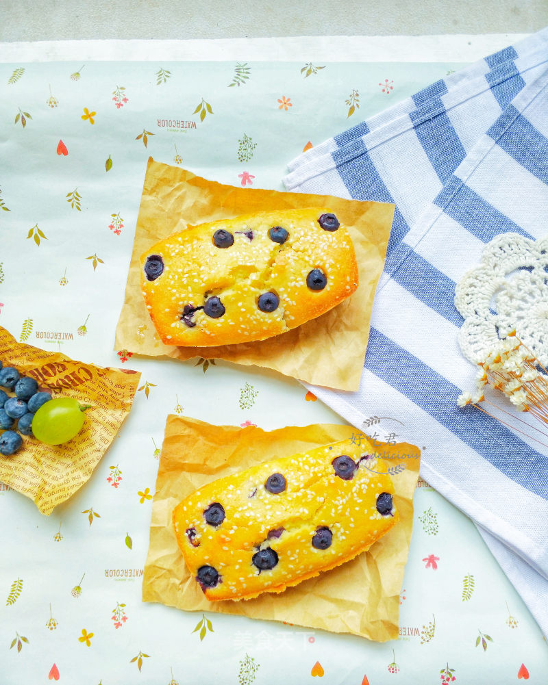 Popcorn Blueberry Muffin recipe