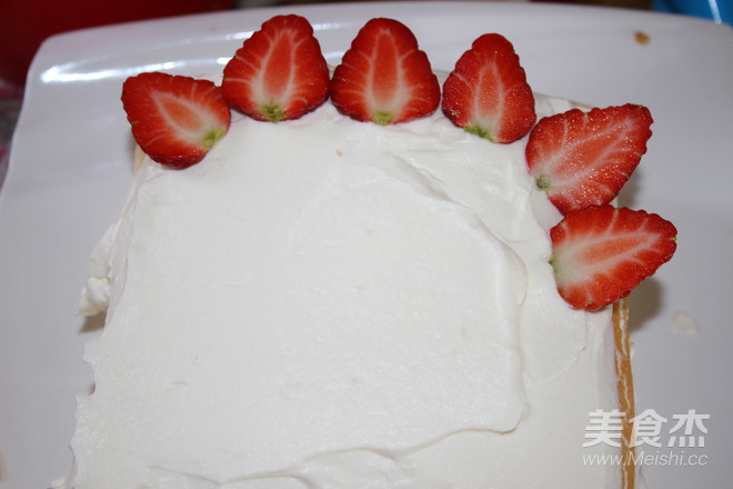 Strawberry Naked Cake recipe