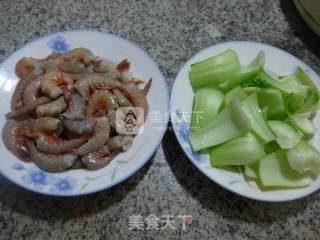 Stir-fried Sea Prawns with Vegetable Stems recipe