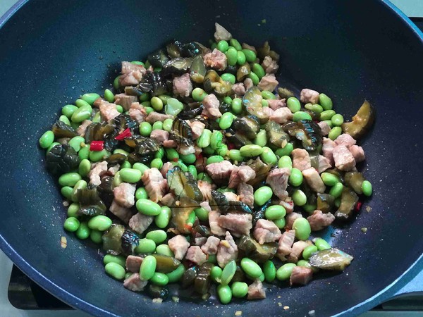 Stir-fried Pork with Pickles and Edamame recipe