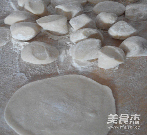 Beef and Lotus Root Dumplings recipe