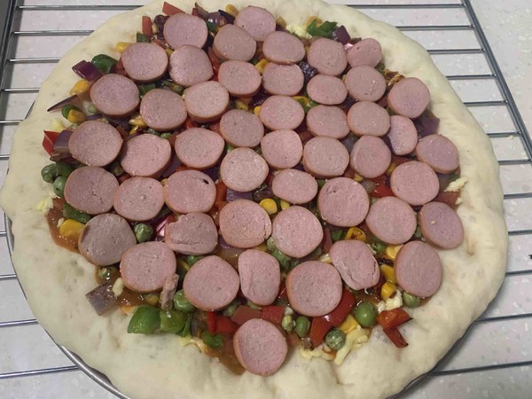 Italian Cheese Beef Sausage Thin Pizza with Vegetables recipe