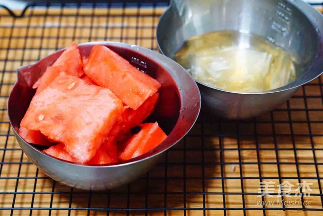 Watermelon Milk Pudding recipe