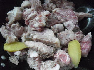 Pork Ribs and Lotus Root Soup recipe