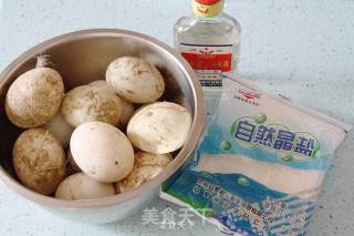 Salted Duck Eggs in Red Oil recipe